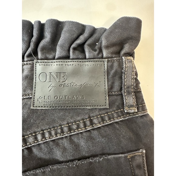 One Teaspoon Jean Shorts Women Size 26 Black Distressed summer Vacation New - Picture 7 of 8